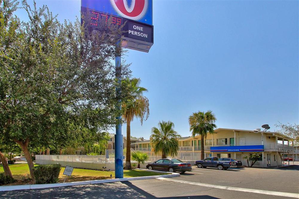 Motel 6-Phoenix, Az - East ภายนอก รูปภาพ
